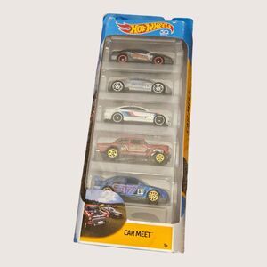 Hot Wheels "Car Meet" 5 pack; 2017 Mattel -- ITEM #3500